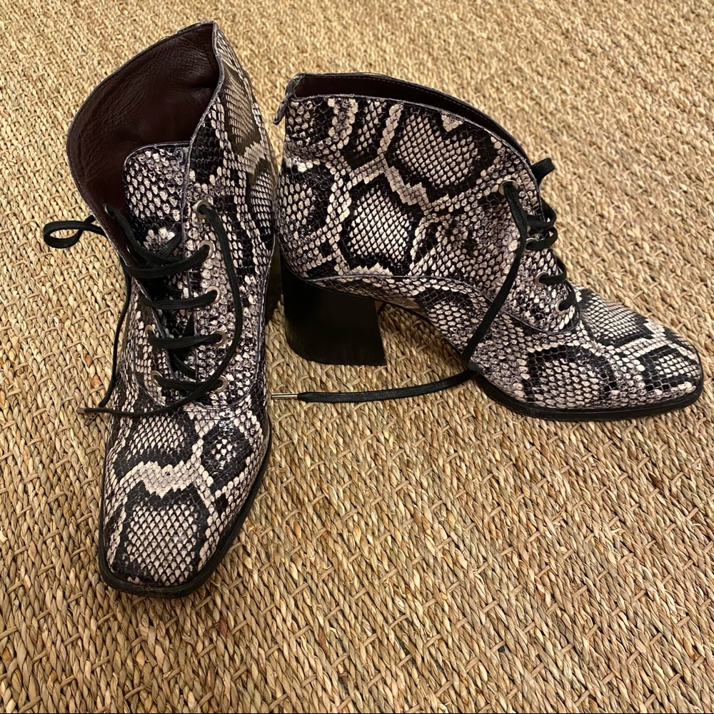 Labucq Leather Lace Up Boots “Jill” Size 40